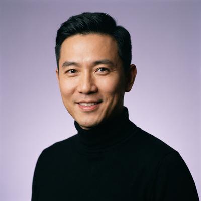 偷拍动漫导演